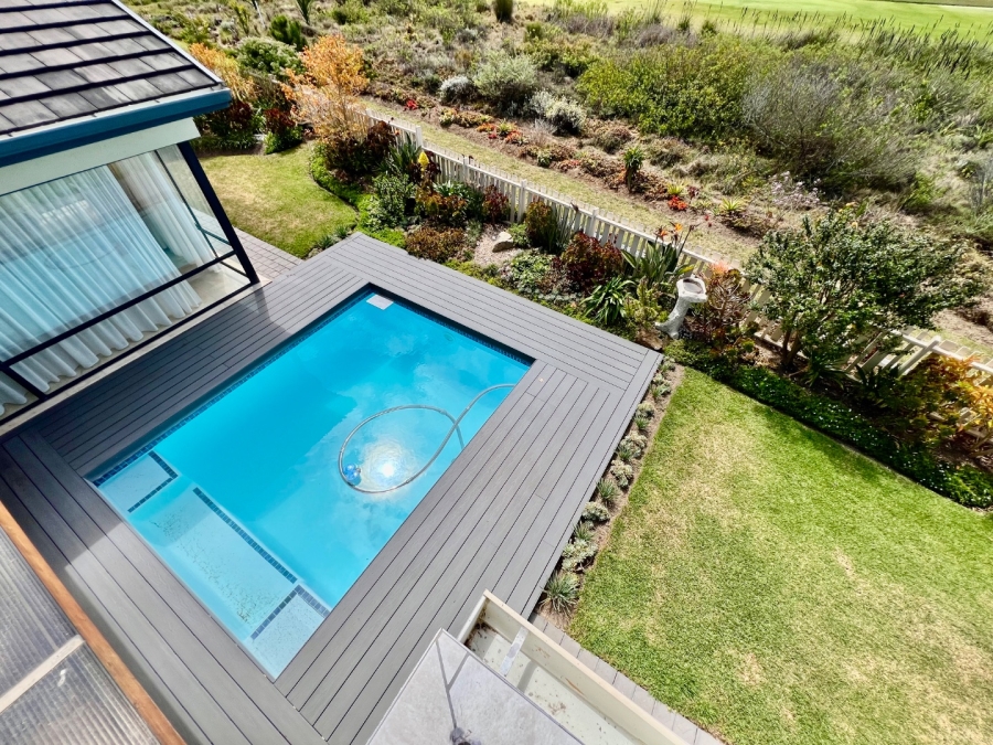 5 Bedroom Property for Sale in Oubaai Western Cape